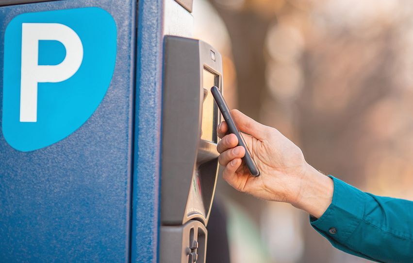 Aparcamiento cercano